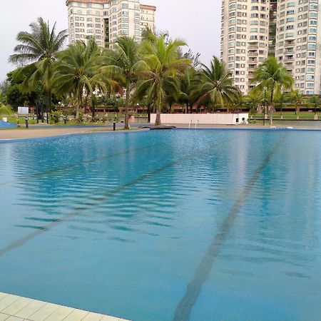 Kasuma Resort Azalea Kuching Luaran gambar